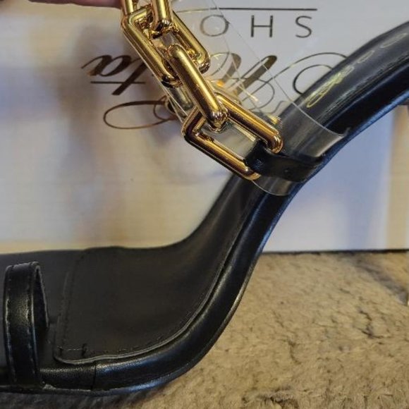 Chained Sandals - Picture 2 of 5